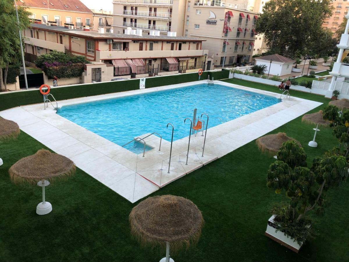 Apartamento Los Nidos Torremolinos Exterior foto